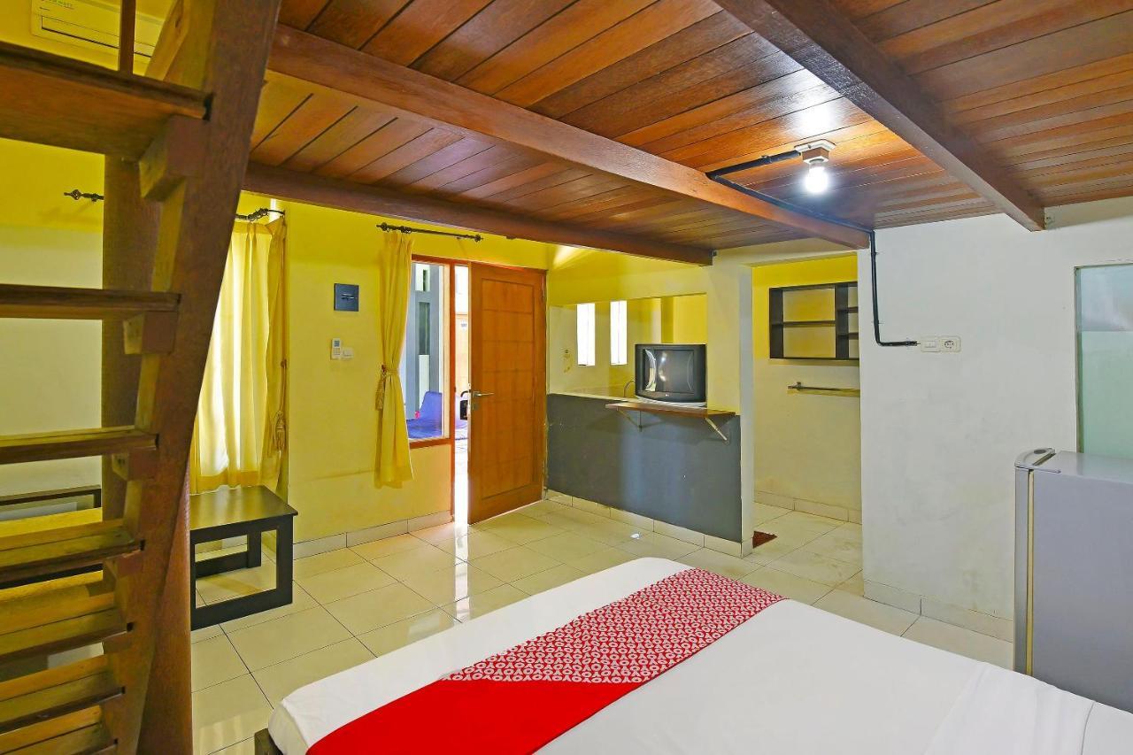 Super Oyo 91495 Hotel Indah Residence Денпасар Екстериор снимка